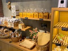 自助取餐区-啊噗吐呦现场烘焙(麦凯乐店)