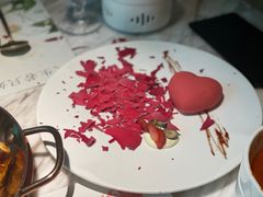 -蜜桃花开·中西融合菜E&W(南长街店)
