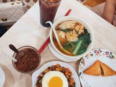干免治牛肉饭-喜莲咖啡