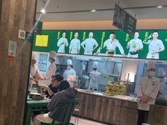 -费大厨辣椒炒肉(太平老街店)
