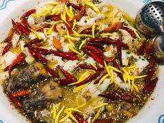 老坛酸菜活鱼-花椒俏川菜小馆(南海万达店)