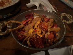 -SISTERS BAR RESTAURANT川意酒馆(嘉善老市H楼店)