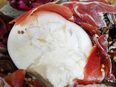 布拉塔芝士落地球火腿-BOR Eatery(安福路店)