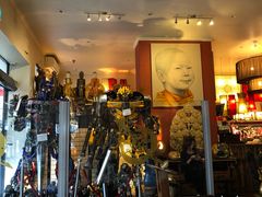 -Thai Pothong Restaurant