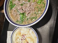 -云阿蛮云南生烫牛肉米线(奉贤路店)