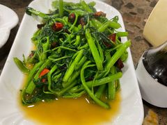 -周家大连水饺(美专校街店)