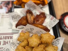 -The Habit Burger Grill 哈比特汉堡(世博店)