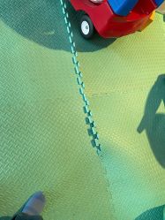 -米可儿童游乐场(观江国际购物中心店)