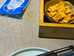 -有红鸡毛店·川菜(建设路店)