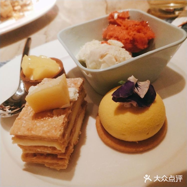 广州康莱德酒店自助餐