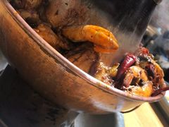 -超越炭火牛蛙火锅鸡(河东店)