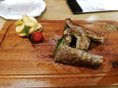 澳洲牛肋骨皇-樱花里音乐餐吧·牛扒椰子鸡(东圃店)
