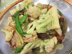 -五稻厨房粤西菜(新闻店)
