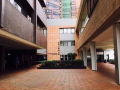 -香港大学