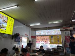大堂-津品味小吃(大学湾店)