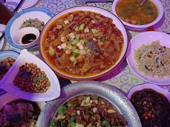 -巴特餐饮6加1音乐餐吧·新疆菜