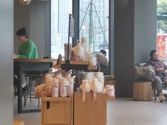 -星巴克(成都市中海右岸环宇坊店)