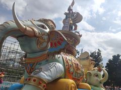 -七彩云南欢乐世界