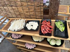 -凉都青瓦房烙锅(花渔洞店)