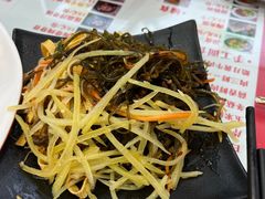 -孔一凡·手工饺子(时尚明苑店)