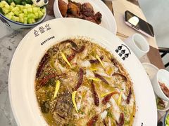 -渔语鱼新川菜Bistro(万象天地店)
