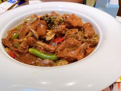 花蛤闷土鸡-悦海·家宴·冰花皮皮虾大锅贴(宝龙店)