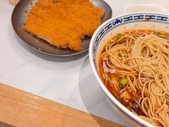 -鲁达面馆本帮风味(共康东路店)