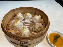 蟹粉小笼包-绿波廊(豫园店)