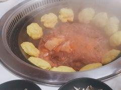 -哈尔滨烧烤·山河村铁锅炖(交大店)