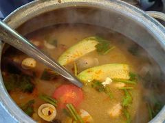 -大头虾越式风味餐厅(光明广场店)