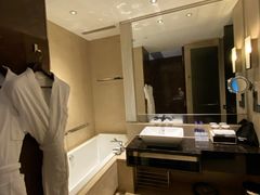 -广州天河希尔顿酒店