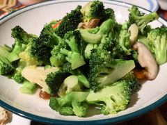 -羊巴道新疆菜·清真(上梅林店)