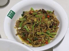-绿草地·湘菜(7mall店)