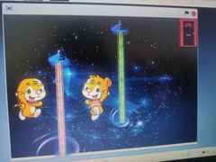 -童程童美·信息学竞赛·乐高机器人编程(长宁来福士校区)
