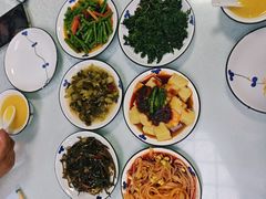 -秦扬居特色菜馆(上王村)