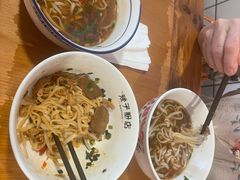 -矮子粉店1985·长沙米粉(湘春路店)