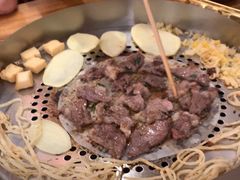 -陈叉子钢盆烤肉(中原万达店)
