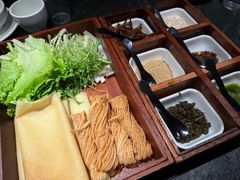 -五谷丰登农家院·地道胶东菜·海鲜烧烤(威海店)