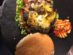 -HIGH FIVE哈福手工汉堡(桂林路店)