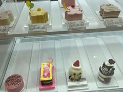 -好利来(上海长宁龙之梦店)
