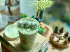 青团龙井鲜奶茶-LELECHA乐乐茶(新街口大洋店)