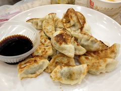 -江城燕子大排档(江汉路步行街店)