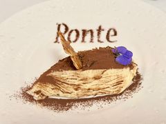 提拉米苏配杏仁脆片-Ponte 意大利餐厅