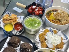 -W COLLECTIVE  DESSERT SHOP