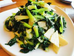 -侬佳蒸菜馆(听潮店)