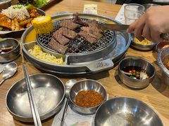 -姜虎东白丁烤肉(虹桥天地店)