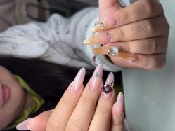 -美画·轻奢美甲美睫