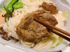 大骨浓汤猪软骨拉面-味千拉面(杭州滨江星光大道店)