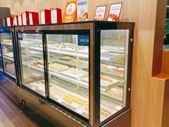 面包甜点陈列柜-德得轩烤涮一体自助餐厅(王府井店)
