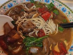 -金杨拉面王小吃面馆·牛三宝面·红烧牛肉粉